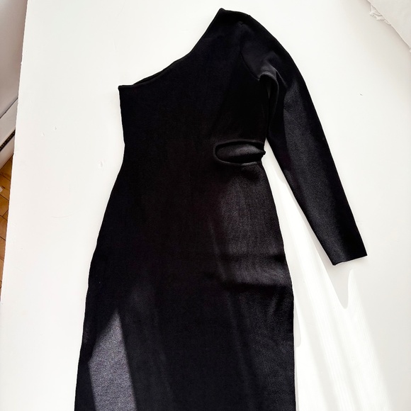 DISSH one shoulder cut out black ribbed maxi dress - Picture 6 of 6